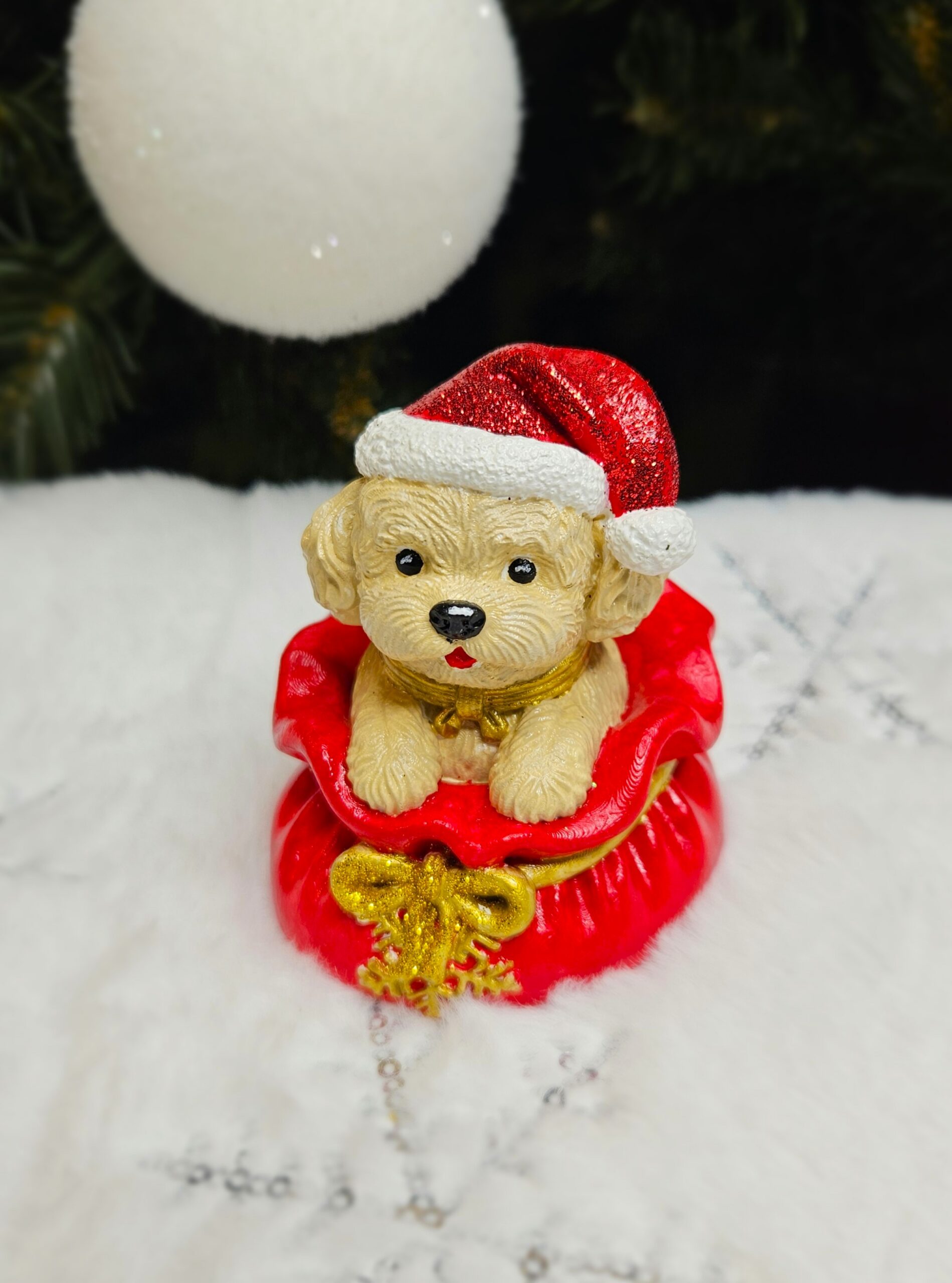 Noel Pup - centerpiece