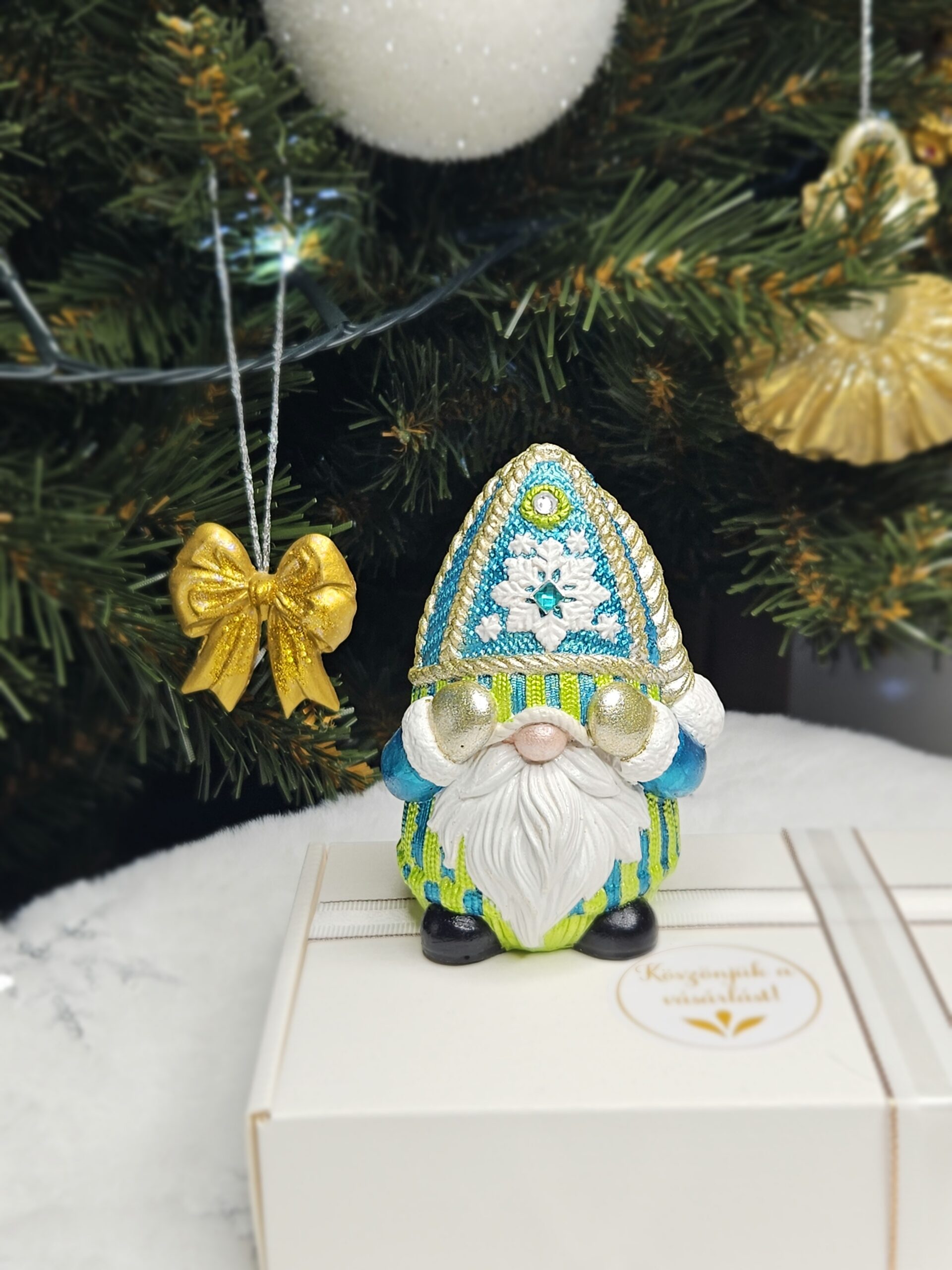 Elves Big - centerpiece